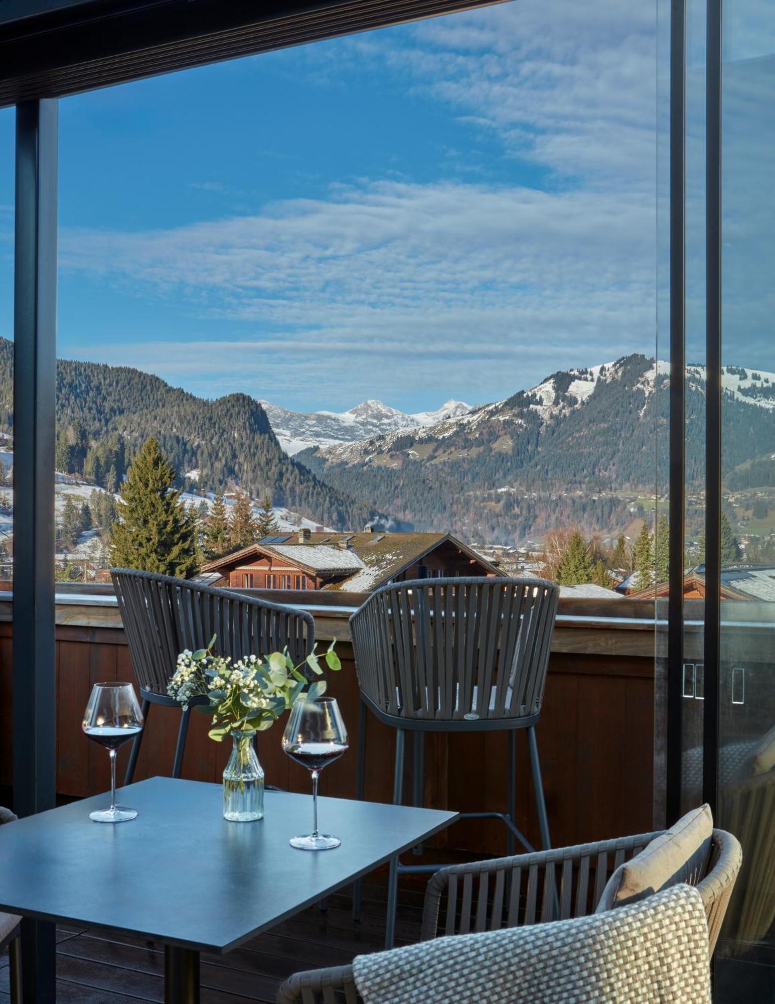 Miiro The Mansard Hotel Gstaad Buitenkant foto