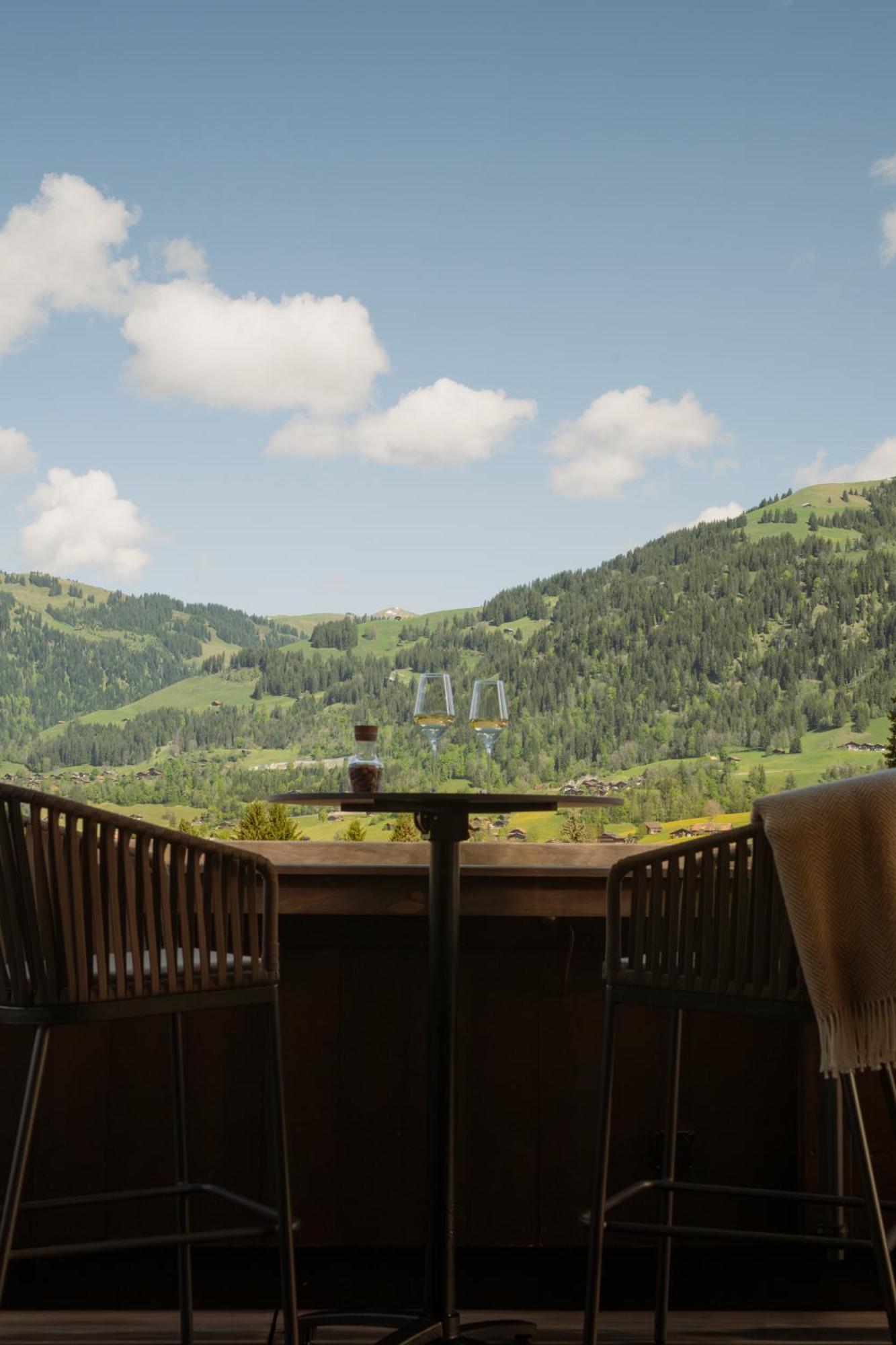 Miiro The Mansard Hotel Gstaad Buitenkant foto